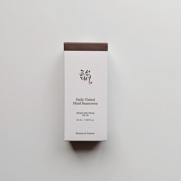 Beauty of Joseon Daily Tinted Fluid Sunscreen SPF 40 DP320 (full size) - Picture 1 of 4